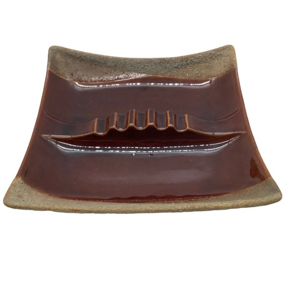 Royal Haegar Brown Earth Art Pottery Vintage Ashtray - Picture 1 of 11